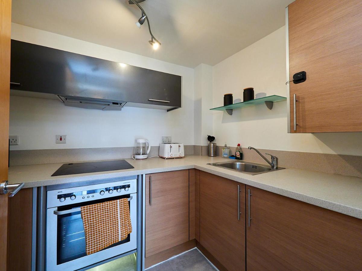 Emerald Suite - Two Story Duplex Apartment - Balcony - Contractors - Family - City Centre - Broadway Plaza - Five Ways - Sleeps 6 Birmingham Exterior foto