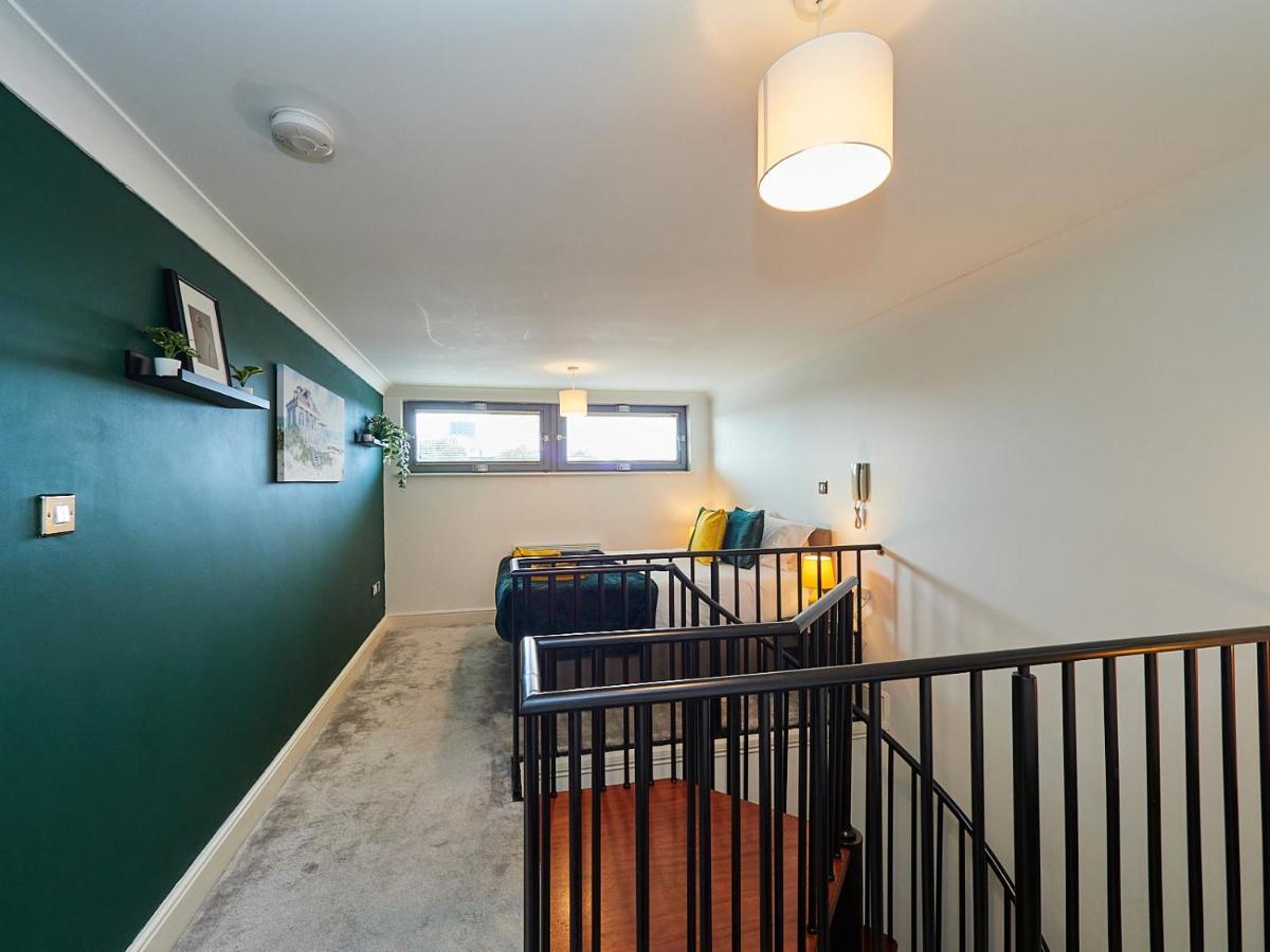 Emerald Suite - Two Story Duplex Apartment - Balcony - Contractors - Family - City Centre - Broadway Plaza - Five Ways - Sleeps 6 Birmingham Exterior foto